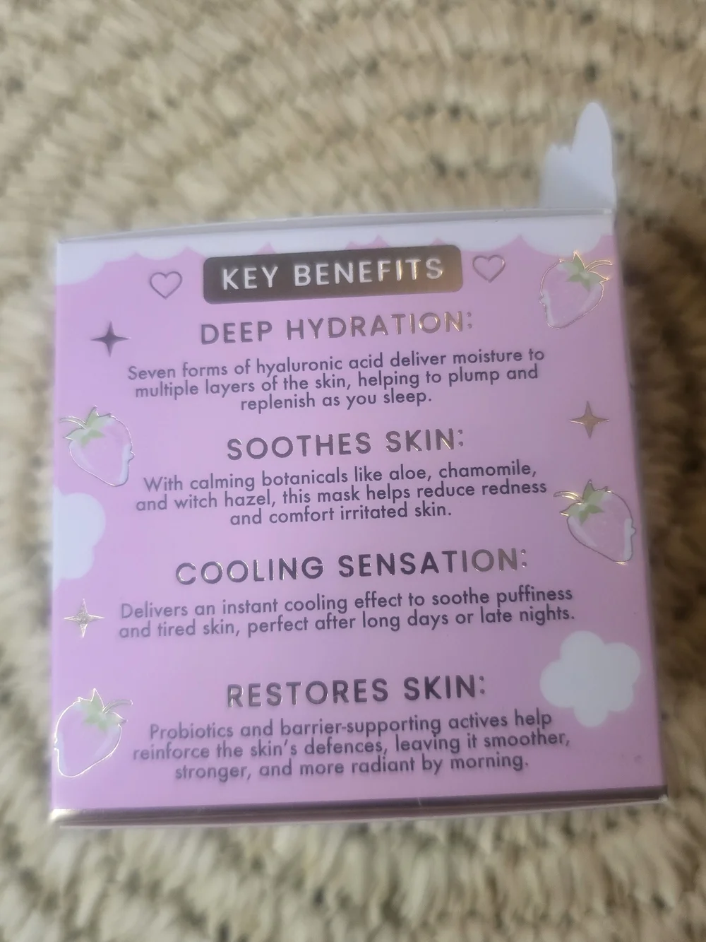 Dream Beam Strawberry Snowflake Sleeping Mask
